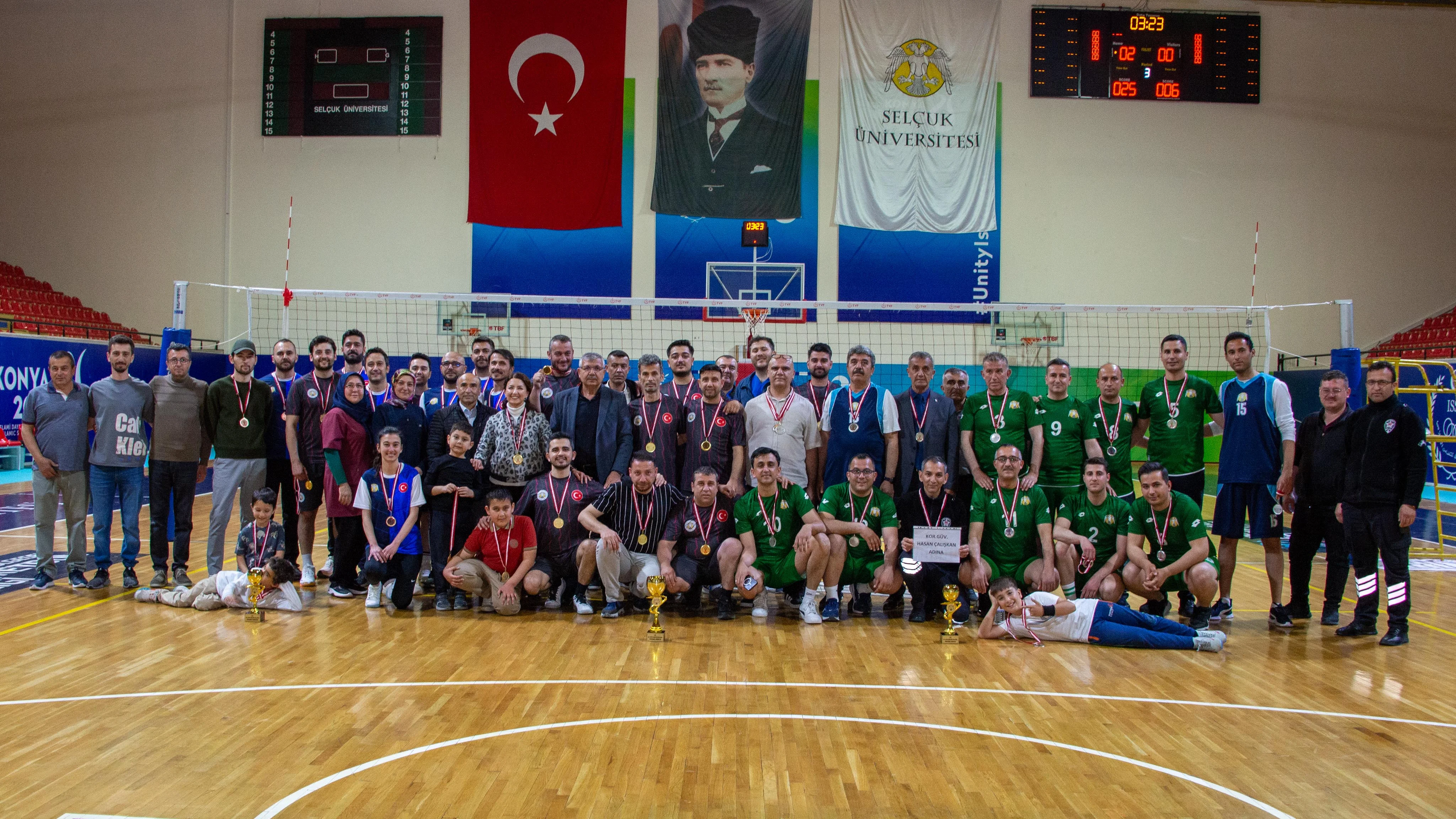 Selçuk Üniversitesi Spor Şenlikleri’nde kupa heyecanı